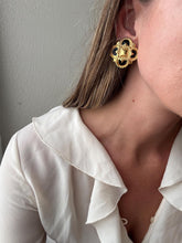 Load image into Gallery viewer, Vintage 90s Gold Black Braided Clover Clip On Statement Earrings
