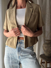 Load image into Gallery viewer, Vintage Linen Dark Khaki Cropped Boxy Short Sleeve Lightweight Blazer Shoulder Pads

