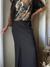 Load image into Gallery viewer, Classic Vintage Black Long Maxi Skirt Tall
