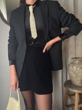 Load image into Gallery viewer, Classic Preloved Black Wool Blend Structured Oversized Boyfriend Blazer
