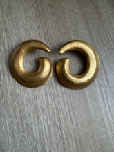 Load image into Gallery viewer, Vintage 80s 90s Large Gold Swirl Spiral Statement Muted Tone
