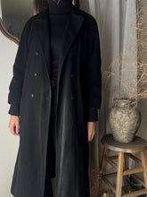 Load image into Gallery viewer, Vintage Timeless Oversized Double Breasted Black Trench Coat with Removable Liner
