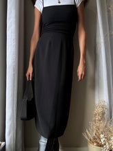 Load image into Gallery viewer, Vintage Deadstock Classic Black Long Maxi Skirt NWT Lined
