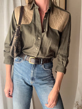 Load image into Gallery viewer, Vintage Olive Green Brown Cotton Button Up Safari Shirt
