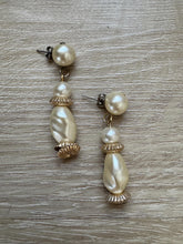 Load image into Gallery viewer, Vintage Pearl Drop Earrings
