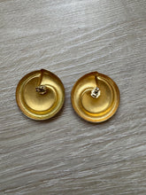 Load image into Gallery viewer, Vintage 90s Gold Black Enamel Ring Statement Earrings
