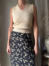 Load image into Gallery viewer, Vintage 90s 2000s Floral Black Green Beige Floral Maxi Skirt

