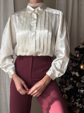 Load image into Gallery viewer, Sophisticated Vintage White Front Pleated Collared Satin Button Up Blouse

