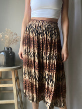 Load image into Gallery viewer, Vintage Abstract Animal Print Pattern Long Rayon Midi Skirt Stretchy Waist Made in USA
