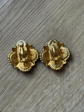 Load image into Gallery viewer, Vintage 90s Gold Black Braided Clover Clip On Statement Earrings
