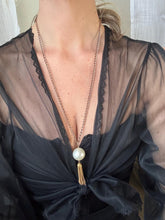 Load image into Gallery viewer, Vintage 80s 90s Long Gold Chain Peal Tassel Statement Necklace
