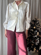 Load image into Gallery viewer, Sophisticated Vintage White Front Pleated Collared Satin Button Up Blouse
