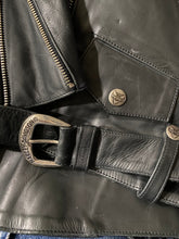 Load image into Gallery viewer, Vintage Harley Davidson Leather Black Moto Jet Rod Jacket Silver Buttons Zipper Detail
