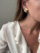 Load image into Gallery viewer, Vintage 90s Square Gold Clip On Earrings
