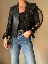 Load image into Gallery viewer, Vintage Harley Davidson Leather Black Moto Jet Rod Jacket Silver Buttons Zipper Detail
