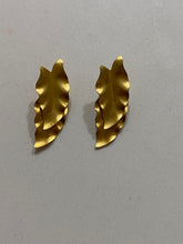 Load image into Gallery viewer, Vintage Gold Leaf Light Weight Statement Earrings
