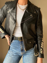 Load image into Gallery viewer, Vintage Harley Davidson Leather Black Moto Jet Rod Jacket Silver Buttons Zipper Detail
