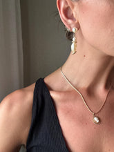 Load image into Gallery viewer, Vintage Pearl Drop Earrings
