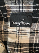 Load image into Gallery viewer, Vintage Cropped Black &amp; White Plaid Blazer
