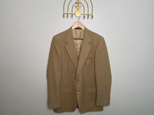 Load image into Gallery viewer, Vintage Beige Blazer
