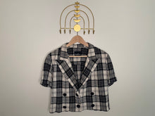 Load image into Gallery viewer, Vintage Cropped Black &amp; White Plaid Blazer
